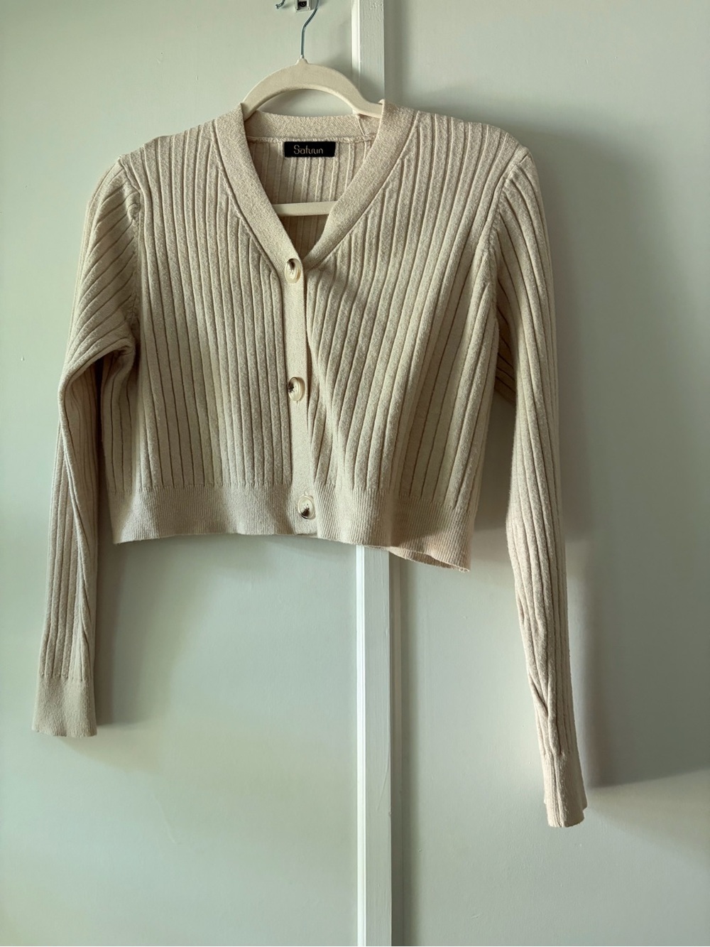 Cream Ribbed V-Neck Cropped Cardigan